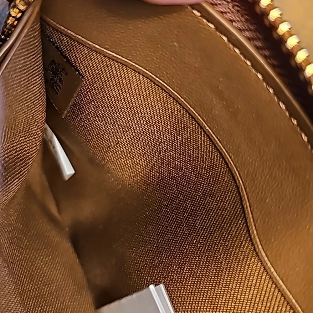 Coach Long Zip Around Wallet In Rainbow Signature Canvas - Picture 12 of 13